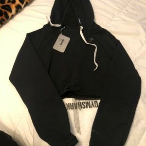 Cropped hoodie